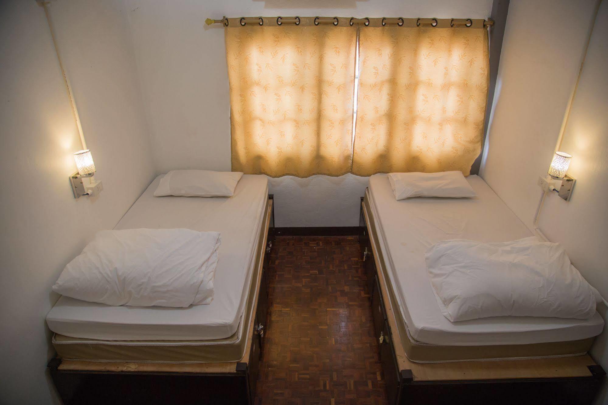 Cassette Hostel Chiang Mai Esterno foto